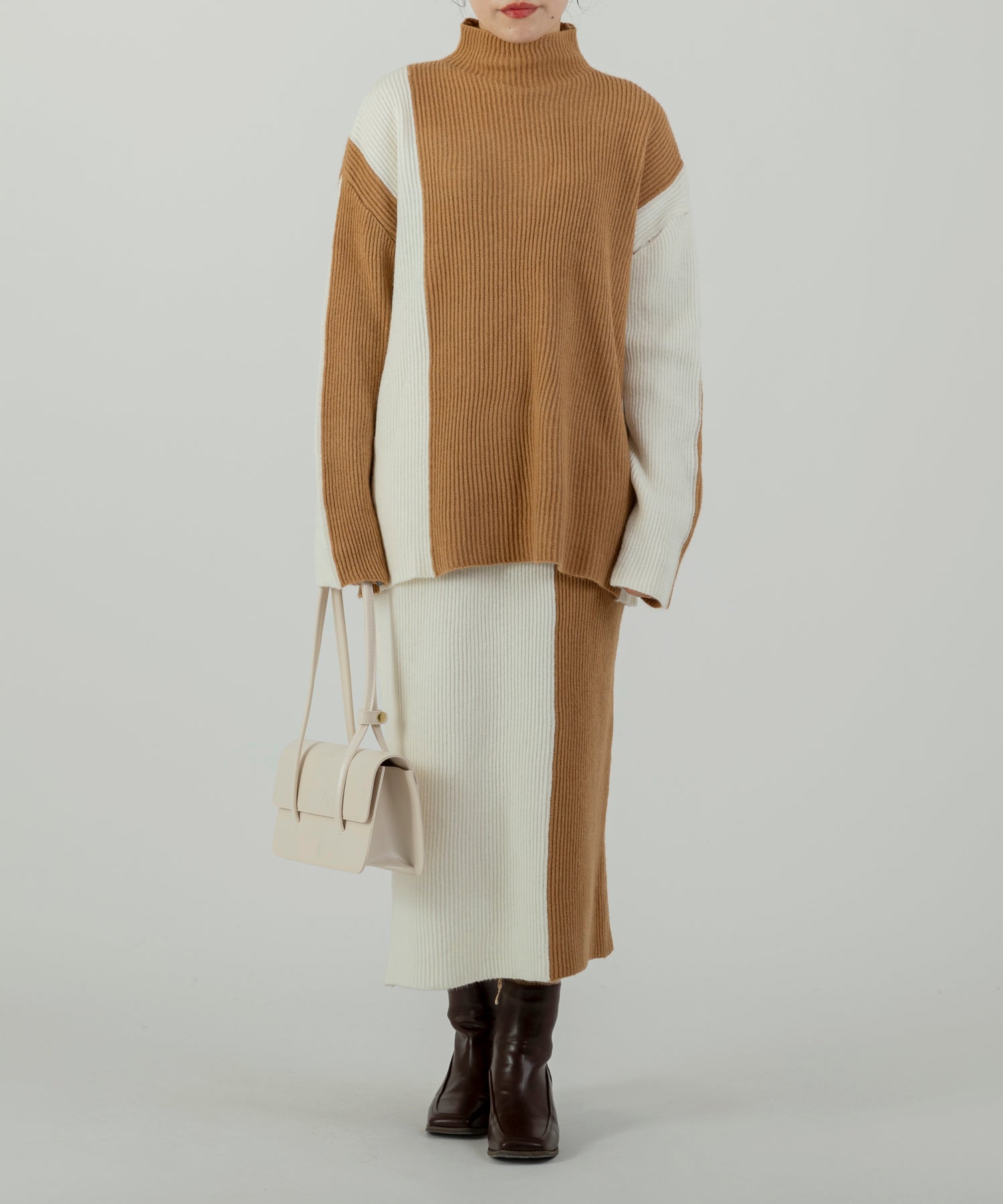 バイカラーハイネックニットタイトスカートセットアップ – jeudi